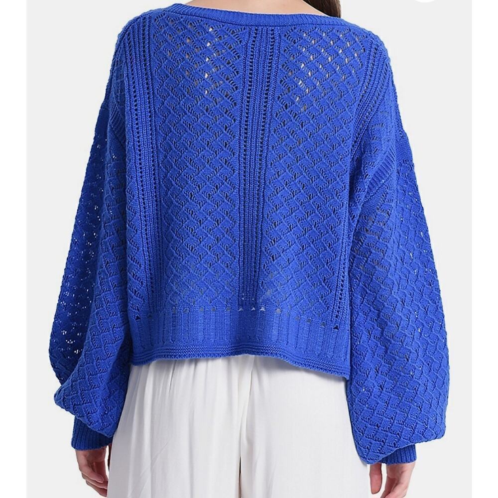 Molly Bracken blue button cropped knit v-neck cardigan medium. - Picture 3 of 10